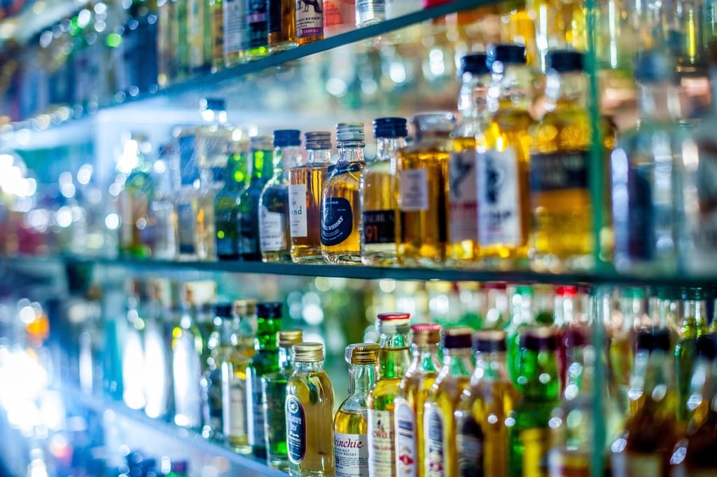 Bartender hire (per bartender)
