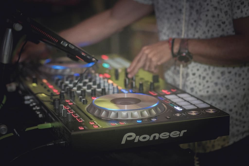 Dancehall & soca party set